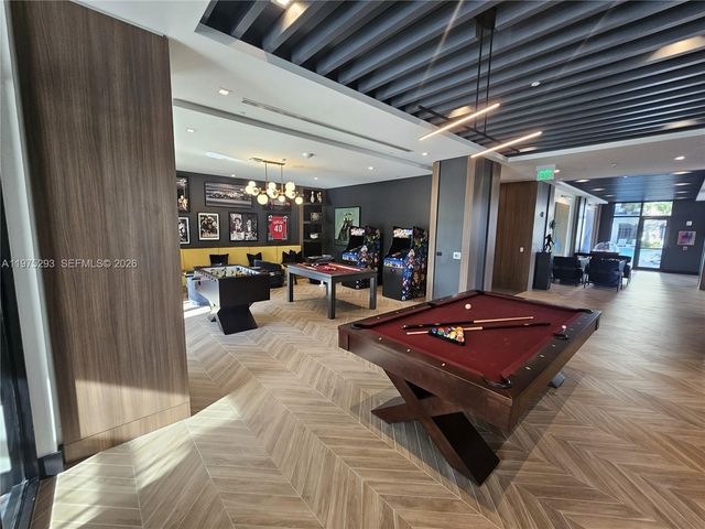 1650 NE 124th St 246, North Miami, FL 33181