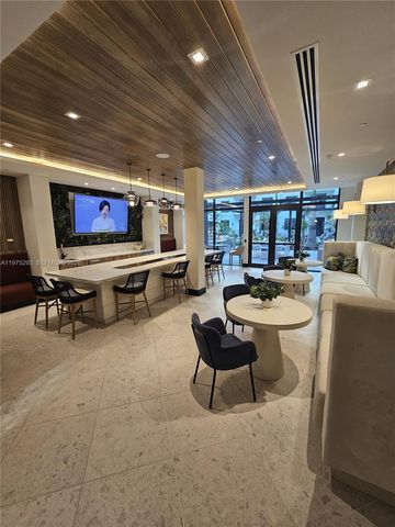 1650 NE 124th St 246, North Miami, FL 33181