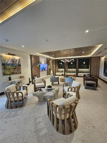 1650 NE 124th St 246, North Miami, FL 33181