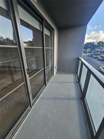 1650 NE 124th St 246, North Miami, FL 33181