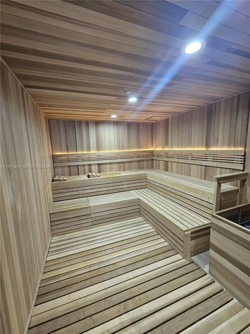 1650 NE 124th St 246, North Miami, FL 33181