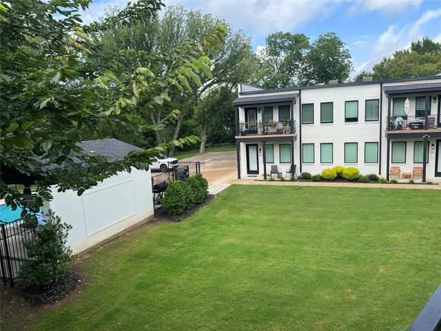 408 Dr Martin Luther King Jr Boulevard 201, Waxahachie, TX 75165