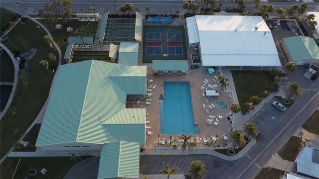 809 S WATERWAY, Venice, FL 34285