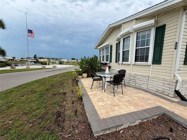 809 S WATERWAY, Venice, FL 34285