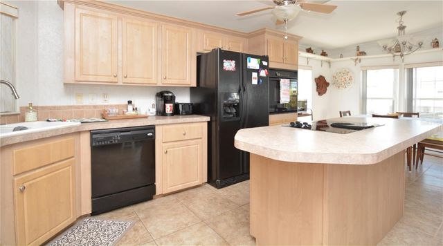 809 S WATERWAY, Venice, FL 34285