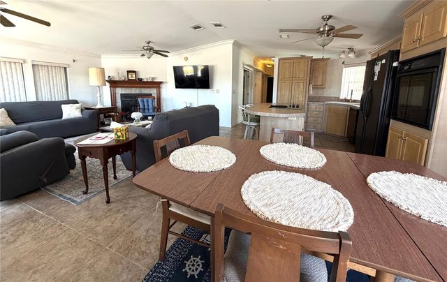 809 S WATERWAY, Venice, FL 34285