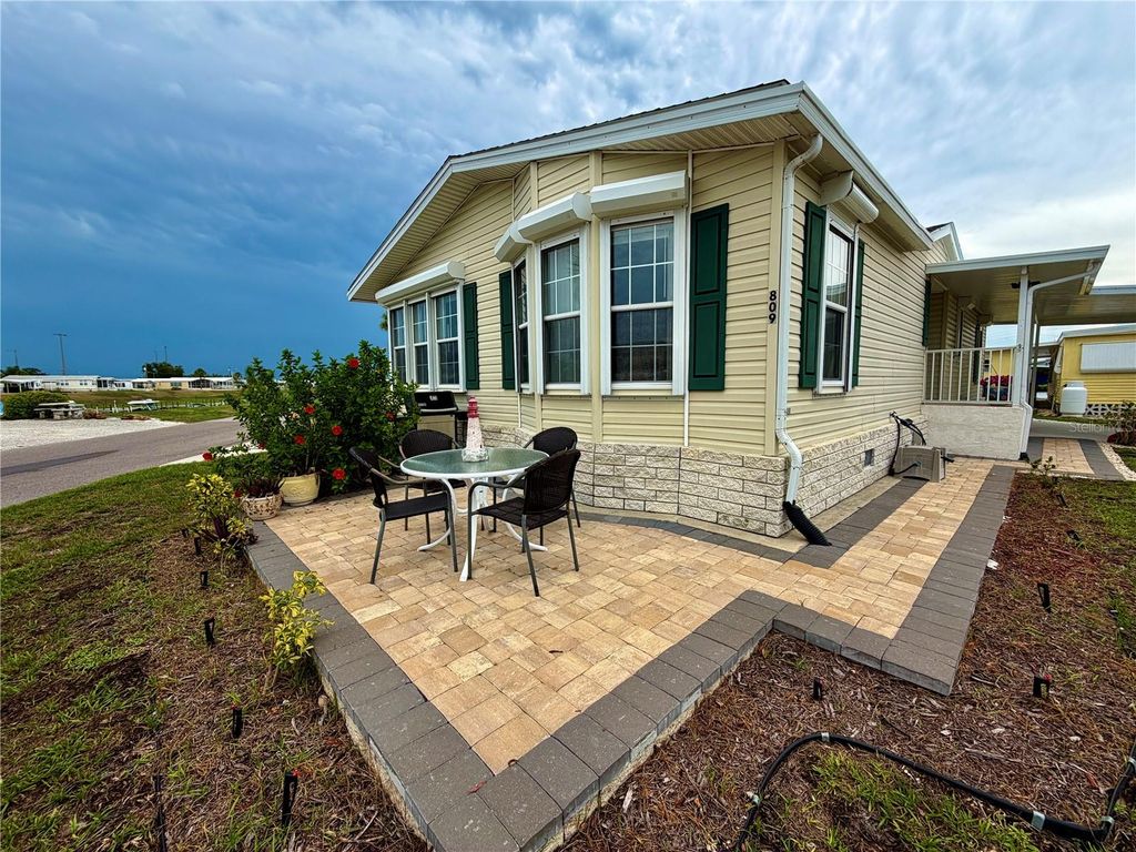 809 S WATERWAY, Venice, FL 34285