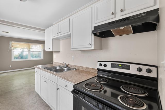 1170 S Hampton Road, Columbus, OH 43227