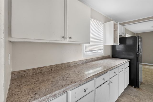 1170 S Hampton Road, Columbus, OH 43227