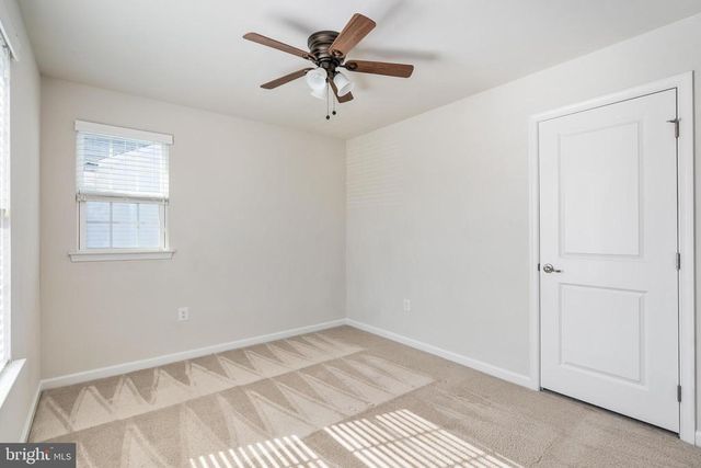 9217 WOOD CREEK CIR, Fredericksburg, VA 22407