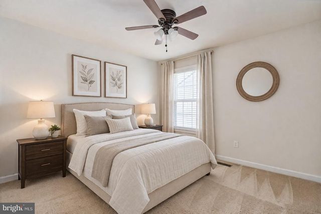 9217 WOOD CREEK CIR, Fredericksburg, VA 22407