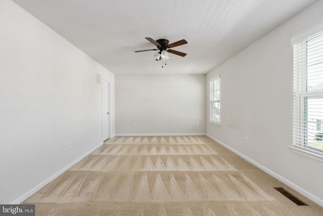 9217 WOOD CREEK CIR, Fredericksburg, VA 22407