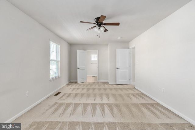 9217 WOOD CREEK CIR, Fredericksburg, VA 22407