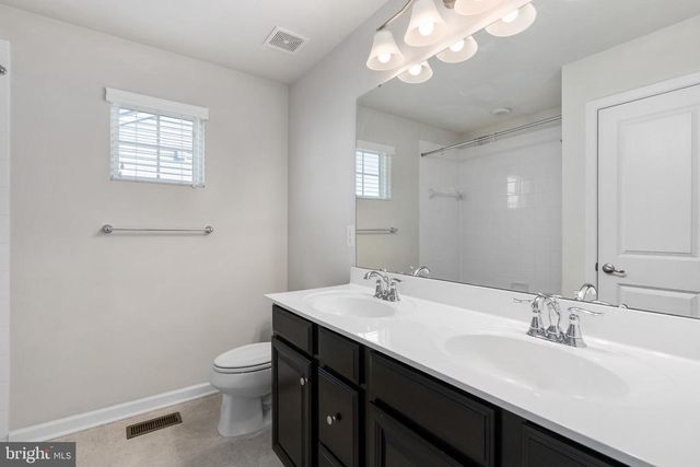 9217 WOOD CREEK CIR, Fredericksburg, VA 22407