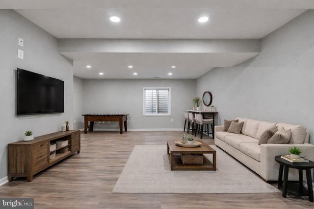 9217 WOOD CREEK CIR, Fredericksburg, VA 22407