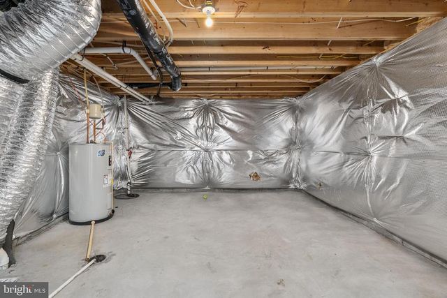 9217 WOOD CREEK CIR, Fredericksburg, VA 22407