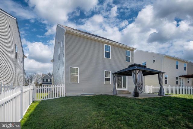 9217 WOOD CREEK CIR, Fredericksburg, VA 22407
