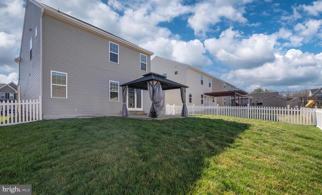 9217 WOOD CREEK CIR, Fredericksburg, VA 22407