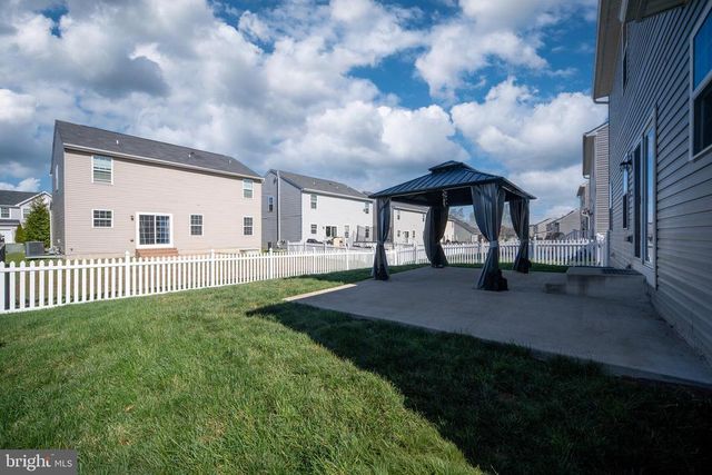 9217 WOOD CREEK CIR, Fredericksburg, VA 22407