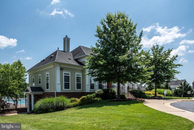 9217 WOOD CREEK CIR, Fredericksburg, VA 22407