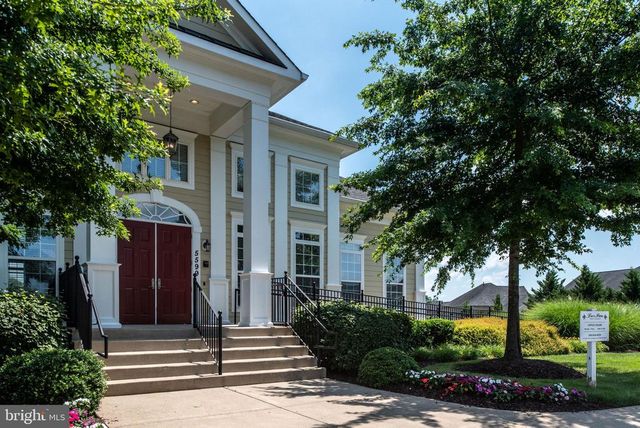 9217 WOOD CREEK CIR, Fredericksburg, VA 22407