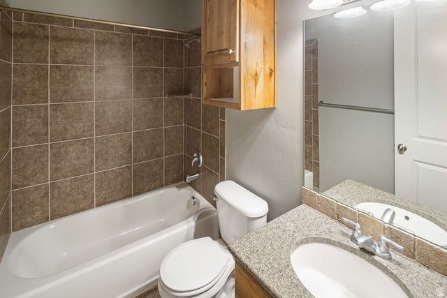 1997 W CRESCENT DR, Mapleton, UT 84664