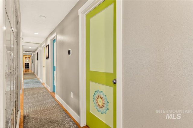 1933 N Blossom Pl,, Meridian, ID 83646