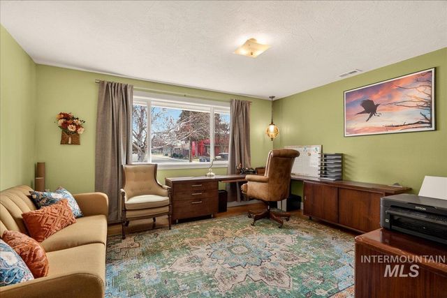 1933 N Blossom Pl,, Meridian, ID 83646