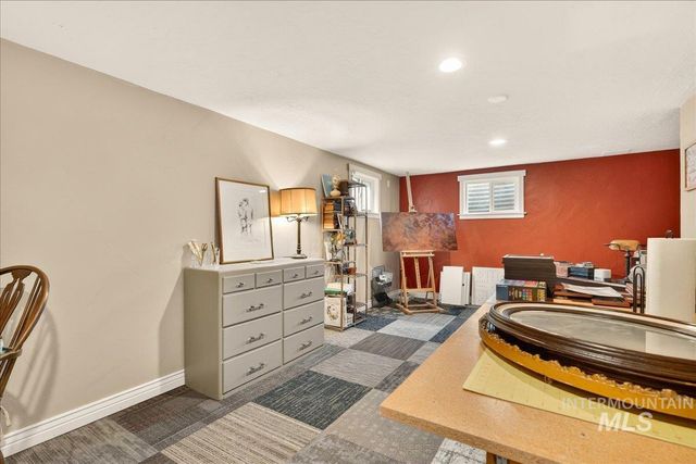 1933 N Blossom Pl,, Meridian, ID 83646