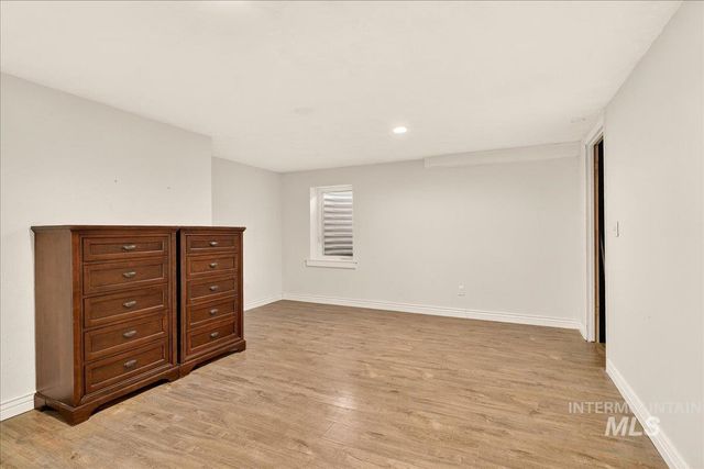 1933 N Blossom Pl,, Meridian, ID 83646