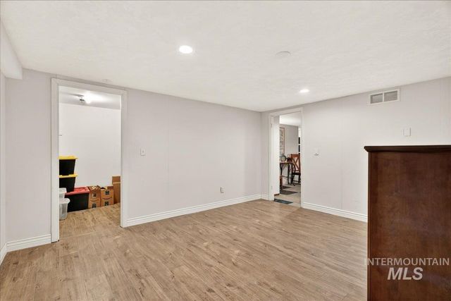 1933 N Blossom Pl,, Meridian, ID 83646