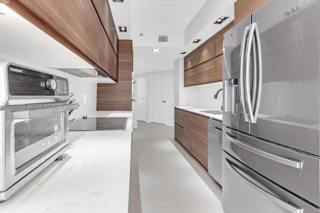 1000 Island Boulevard 2003, Aventura, FL 33160