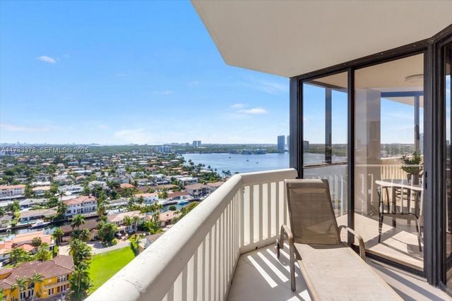 1000 Island Boulevard 2003, Aventura, FL 33160