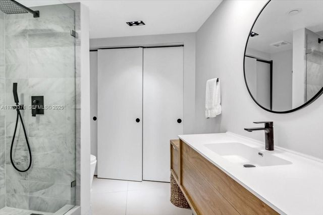 1000 Island Boulevard 2003, Aventura, FL 33160