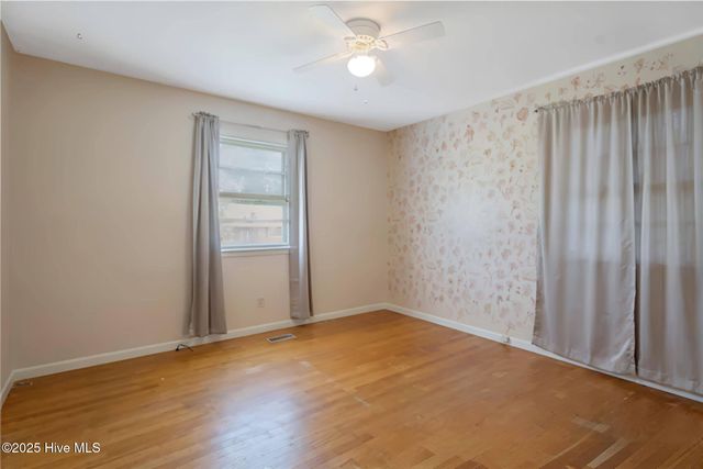 2560 Pine Springs Drive, Fayetteville, NC 28306