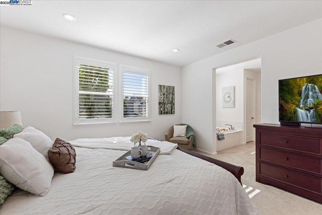 2105 Malbec Cmn, Livermore, CA 94550