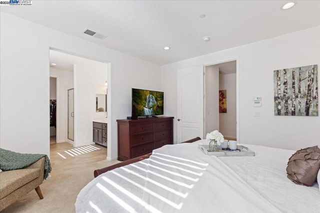 2105 Malbec Cmn, Livermore, CA 94550