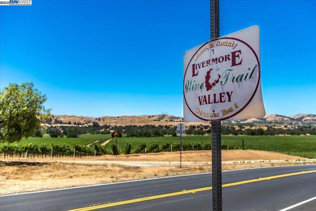 2105 Malbec Cmn, Livermore, CA 94550