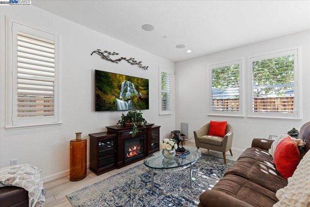 2105 Malbec Cmn, Livermore, CA 94550