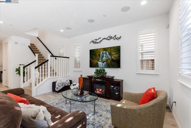 2105 Malbec Cmn, Livermore, CA 94550