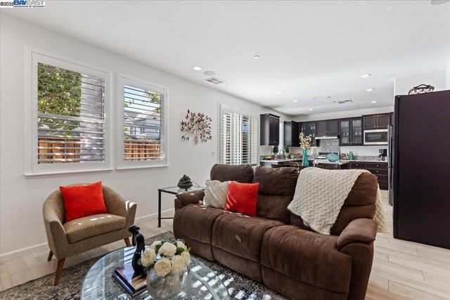 2105 Malbec Cmn, Livermore, CA 94550