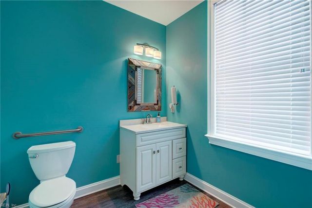 7319 Martin St Ste 2, Gloucester, VA 23061
