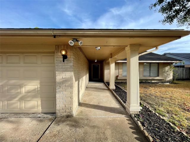 15307 Barbarossa Drive, Houston, TX 77083