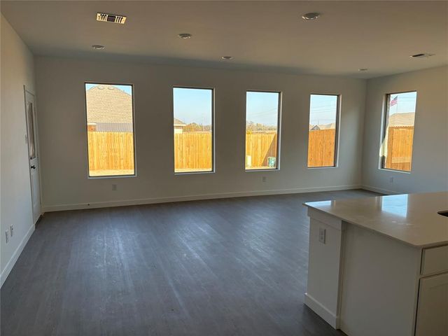 9212 SW 19th Street, Oklahoma City, OK 73128