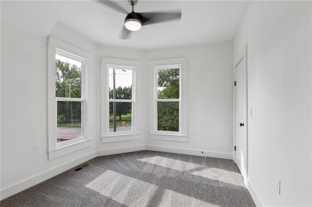 545 Tennessee Street, Lawrence, KS 66044