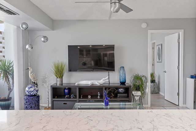 2841 N Ocean Boulevard 602, Fort Lauderdale, FL 33308