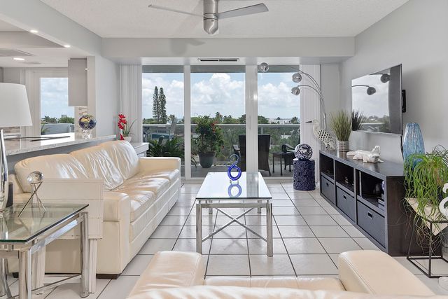 2841 N Ocean Boulevard 602, Fort Lauderdale, FL 33308
