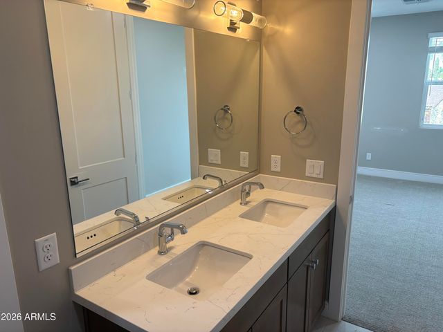 1017 E PASADENA Avenue, Phoenix, AZ 85014