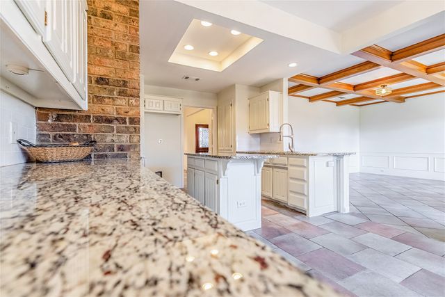 2036 Lavaca Trail, Carrollton, TX 75010