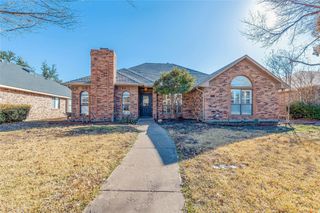 2036 Lavaca Trail, Carrollton, TX 75010
